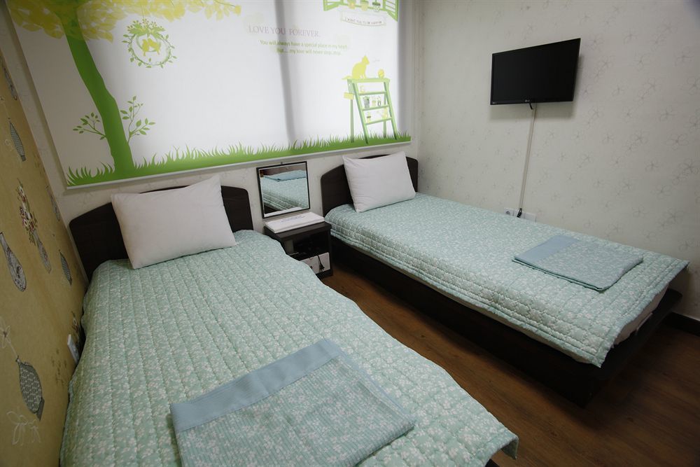 Jongnowon Hostel Seoul Exterior photo